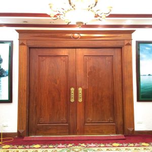 mẫu cửa gỗ 2 cánh